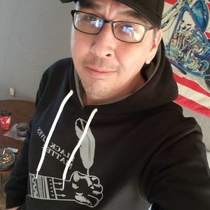 Meet your Posher, Dana